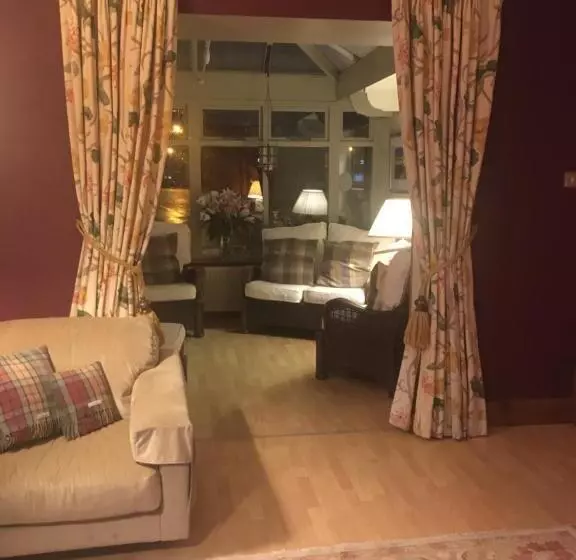 Auchenlea Bed And Breakfast