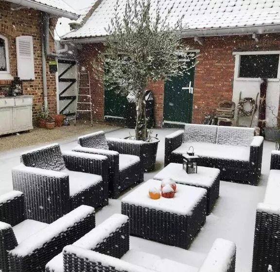 Aamiaismajoitus (B&B) Aux 2 Girouettes