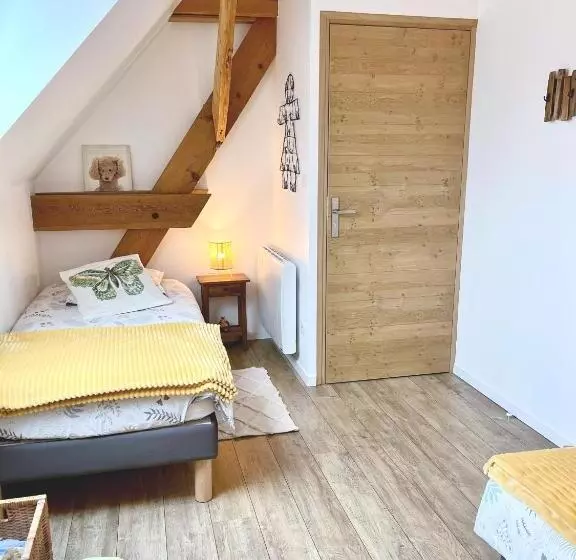 Aamiaismajoitus (B&B) Aux 2 Girouettes