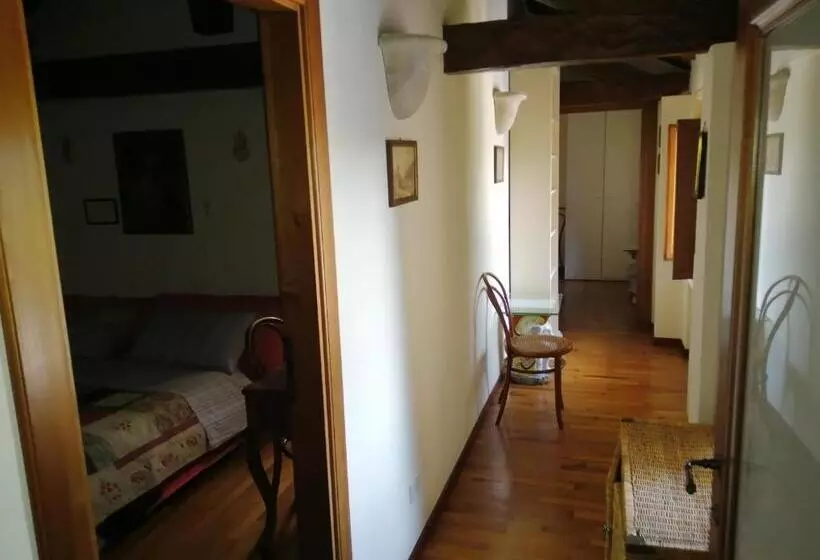 Aamiaismajoitus (B&B) La Casetta Del Cantiniere