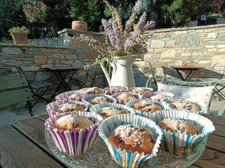 Bed and Breakfast Puli Stone Houses
