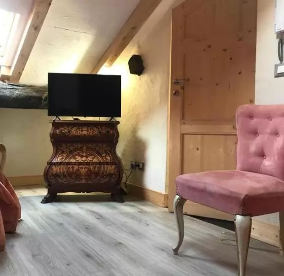 ベッドアンドブレックファースト Sanctus Syrus 2