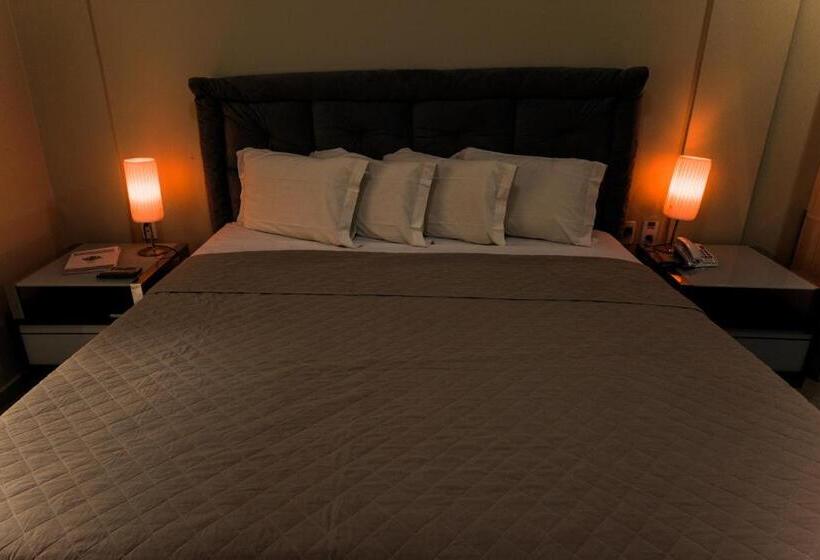 فندق Balsas Premier