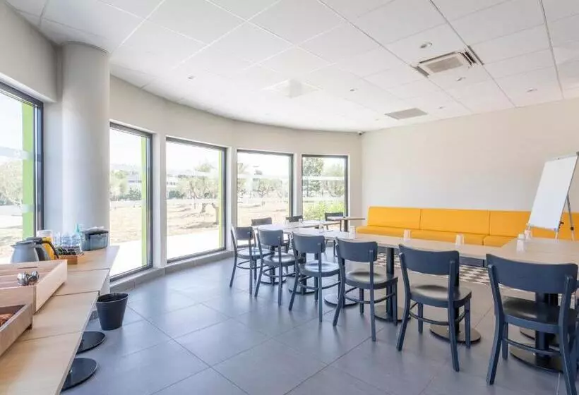 B&b Hotel Saint Martin De Crau Alpilles Camargue