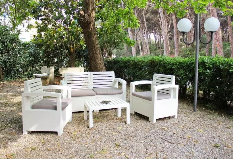 ホテル Parco Dei Pini