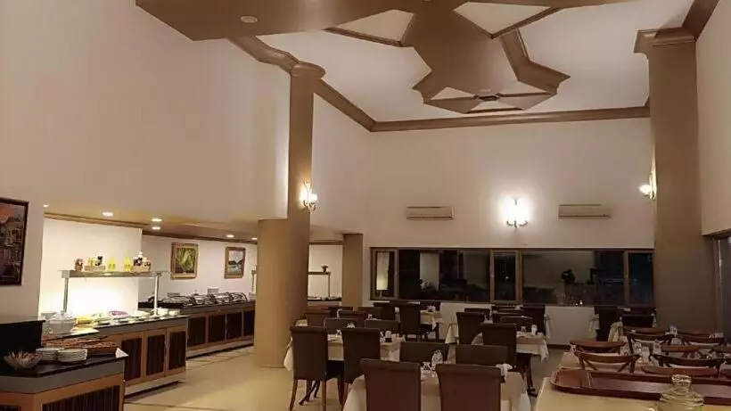 Silver Tower Residence
