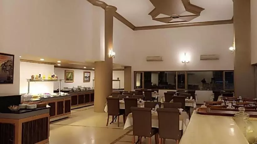 Silver Tower Residence