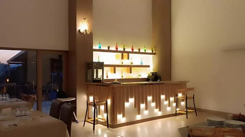 Silver Tower Residence