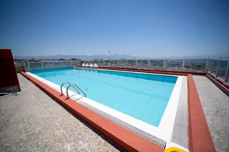 Silver Tower Residence