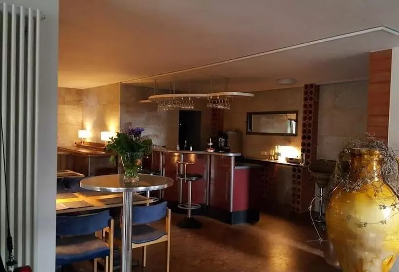 ホテル Kreuzbergbaude Beim Berzdorfer See Mit Wohlfühl Sauna