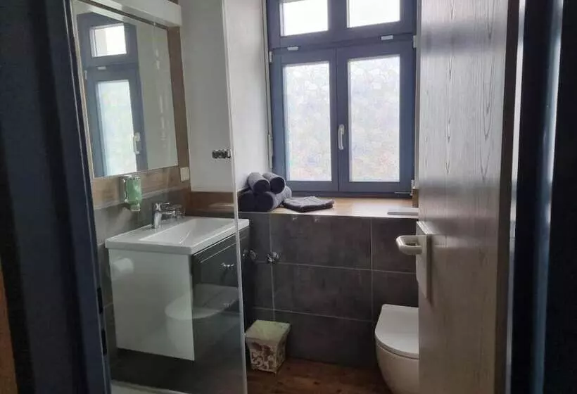 ホテル Kreuzbergbaude Beim Berzdorfer See Mit Wohlfühl Sauna