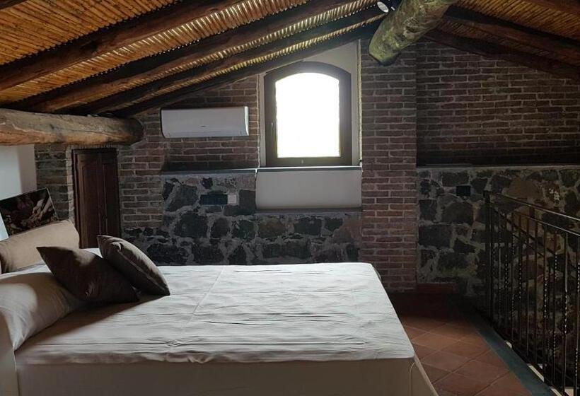 Hotelli La Gelsomina   Etna