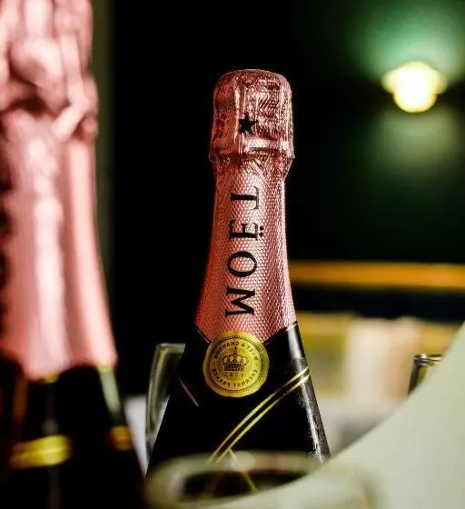 ホテル Lomond Park