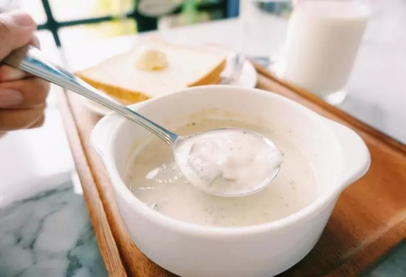 هتل Usabai Riverside Boutique