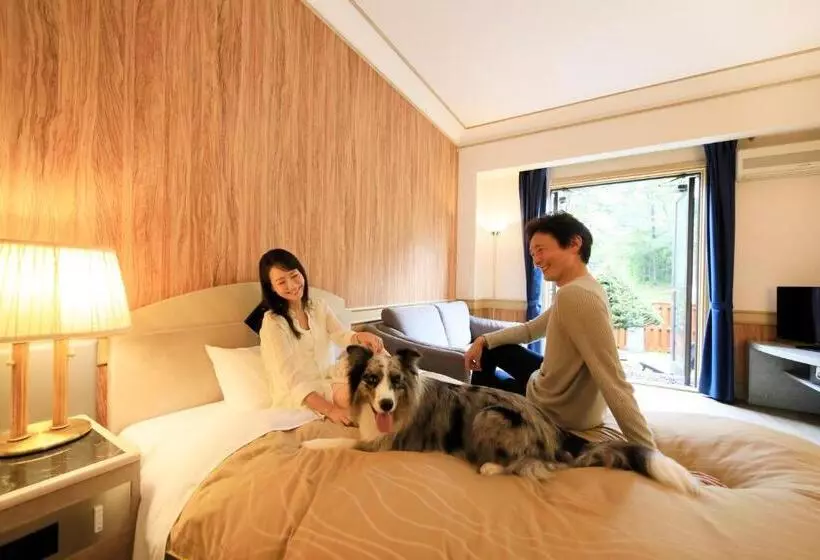 Hotelli ゆとりろガーデン北軽井沢 With Dogs