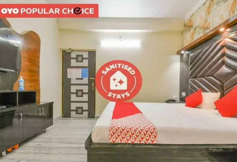 Oyo 79796 Hotel Royal Inn