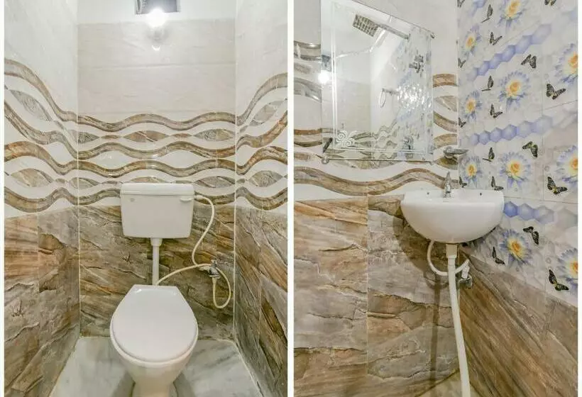 Oyo 79796 Hotel Royal Inn