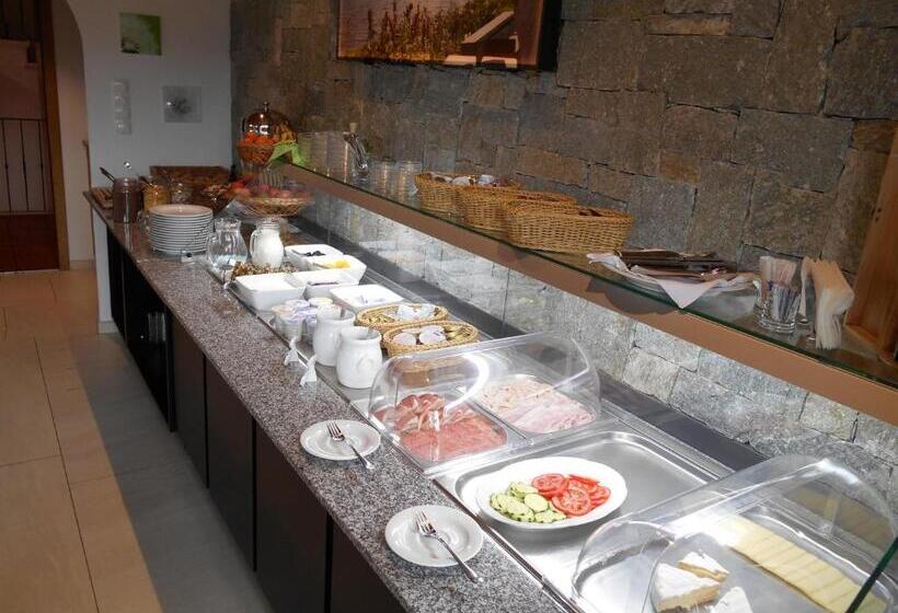 Panorama Lodges Plagött