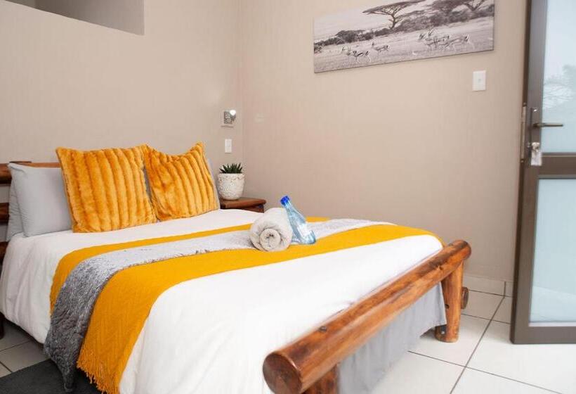 پانسیون Alucarni Guest House With Solar Energy