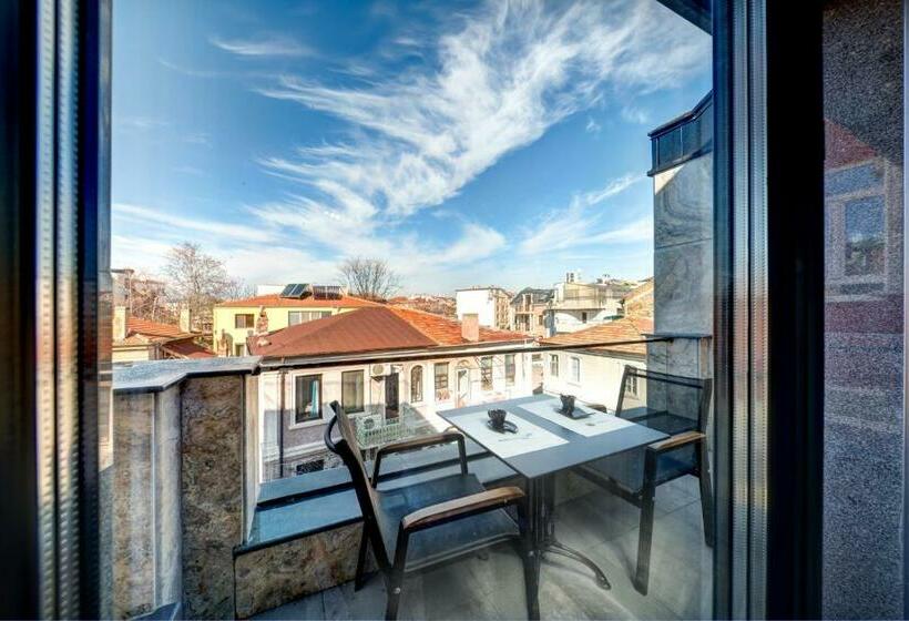 پانسیون Boutique Guest Houseruvan