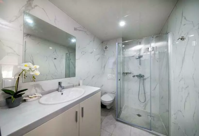 پانسیون Boutique Guest Houseruvan