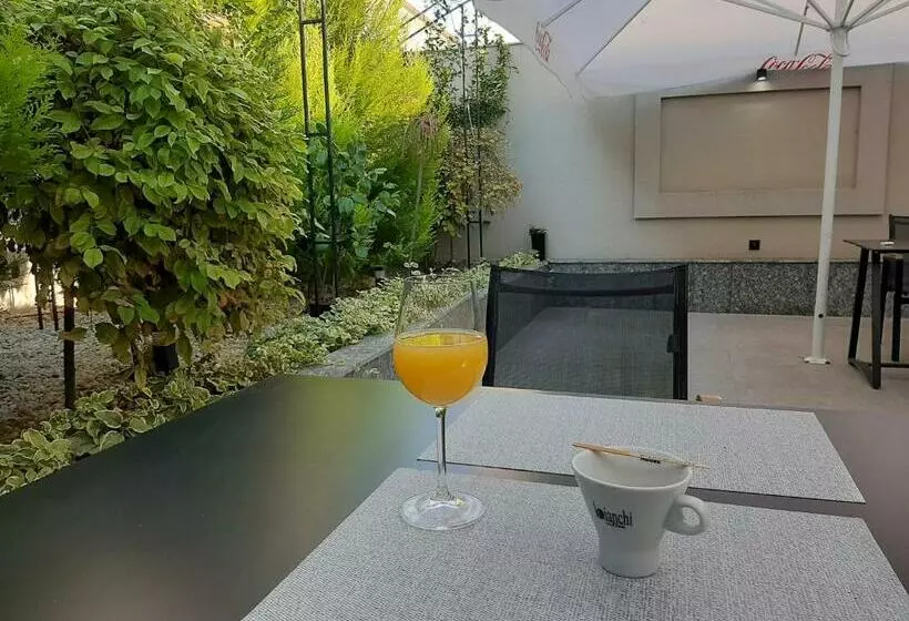 پانسیون Boutique Guest Houseruvan