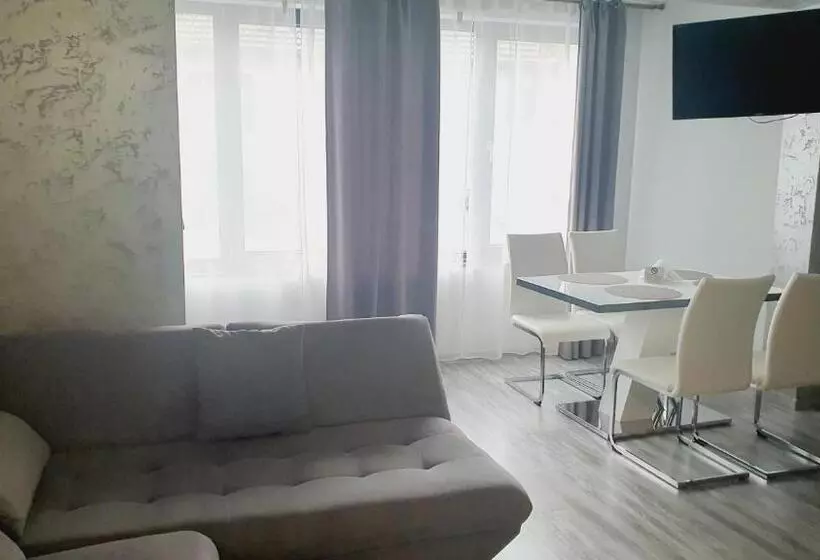 پانسیون Boutique Guest Houseruvan