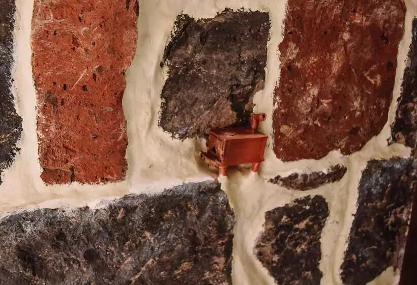 پانسیون Lori Guest House