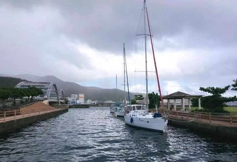 Retkeilymaja Sakai Guest House Amami（堺ゲストハウス奄美）