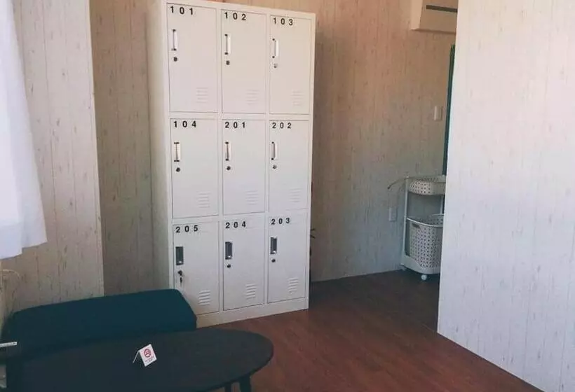 Retkeilymaja Sakai Guest House Amami（堺ゲストハウス奄美）