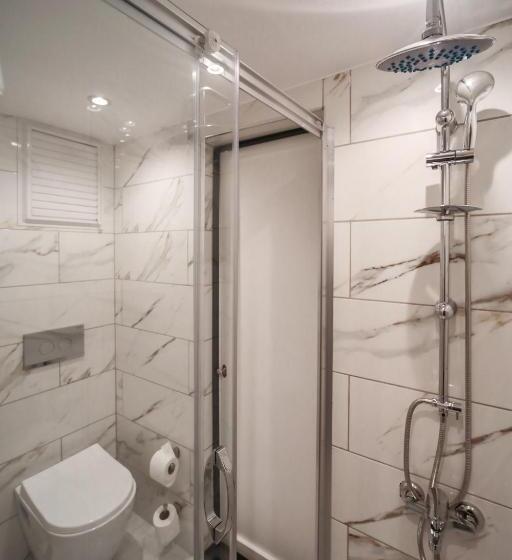 هاستل The Central House Istanbul Galata