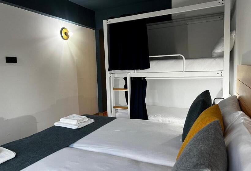 هاستل The Central House Istanbul Galata