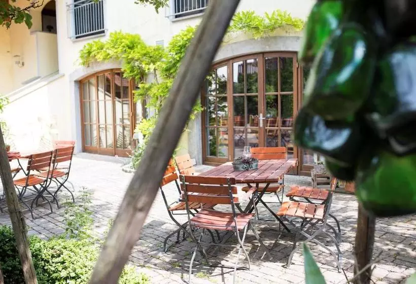 Retkeilymaja Weingut Schilling