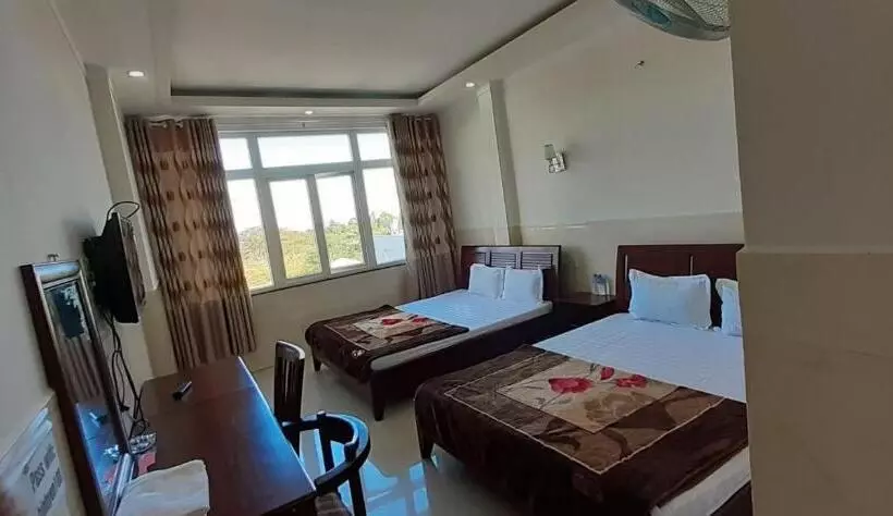 تختخواب و صبحانه Nhà Nghỉ Bình Yên