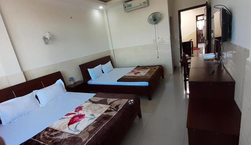 تختخواب و صبحانه Nhà Nghỉ Bình Yên