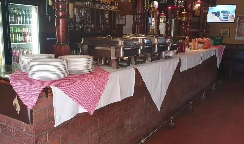 Hotelli Barons Galley & Lodge