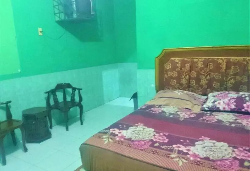 Hotelli Bukit Panembahan