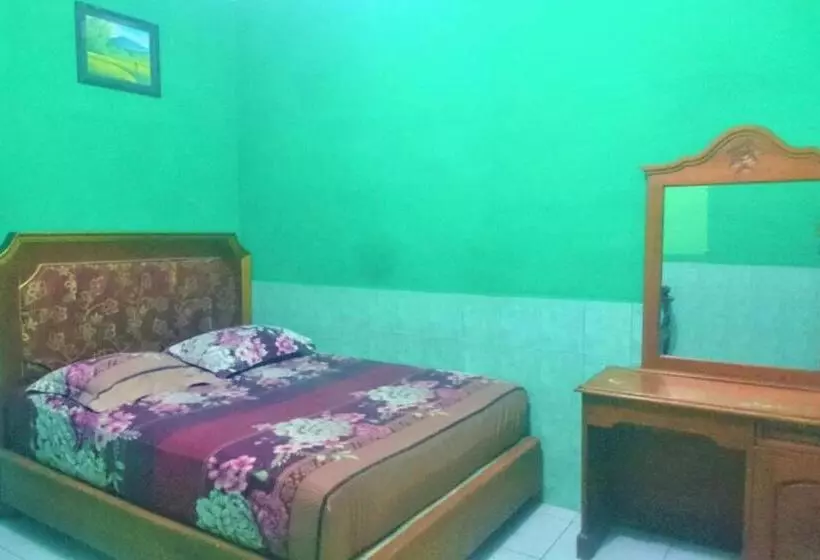 Hotelli Bukit Panembahan