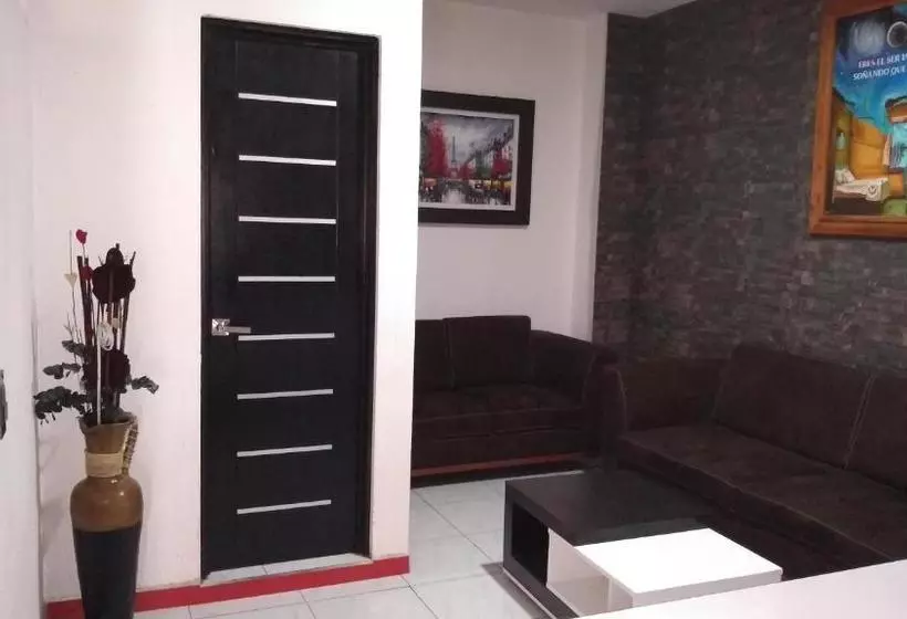 ホテル Hostal Vittoria