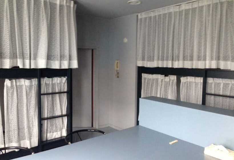 Narita Airport Samurai Hostel