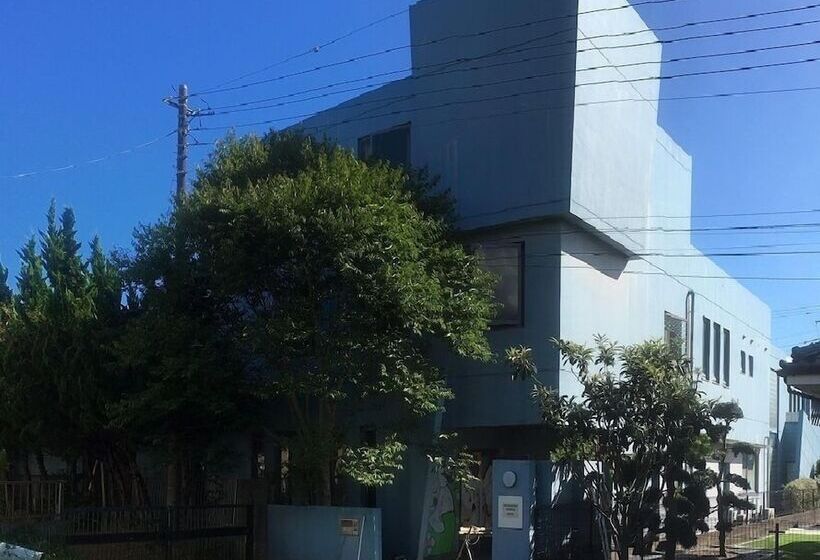 Narita Airport Samurai Hostel