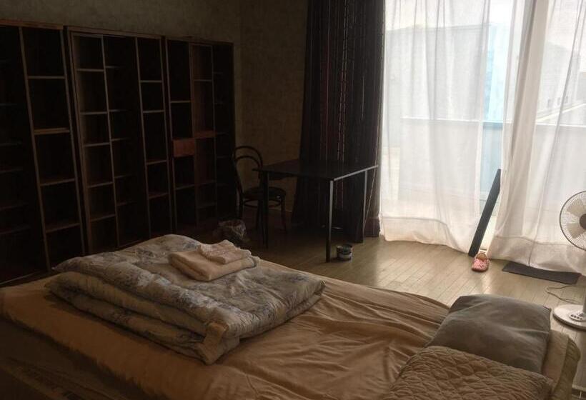 Narita Airport Samurai Hostel