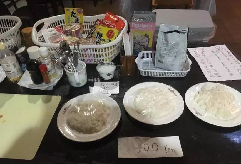 Narita Airport Samurai Hostel