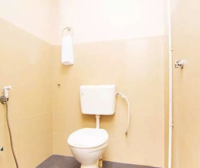 Oyo 1224 Hotel Hajah Rohayah