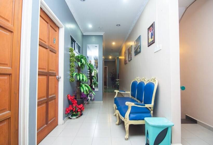 Oyo 1224 Hotel Hajah Rohayah