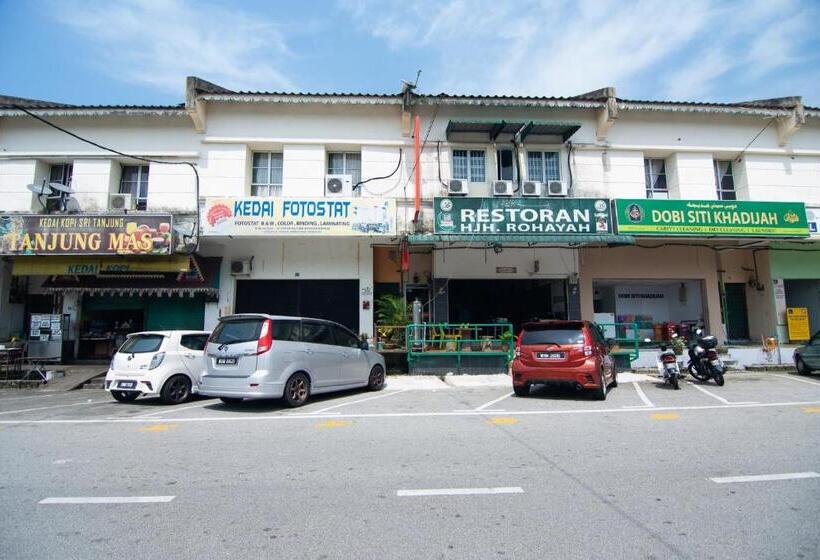 Oyo 1224 Hotel Hajah Rohayah