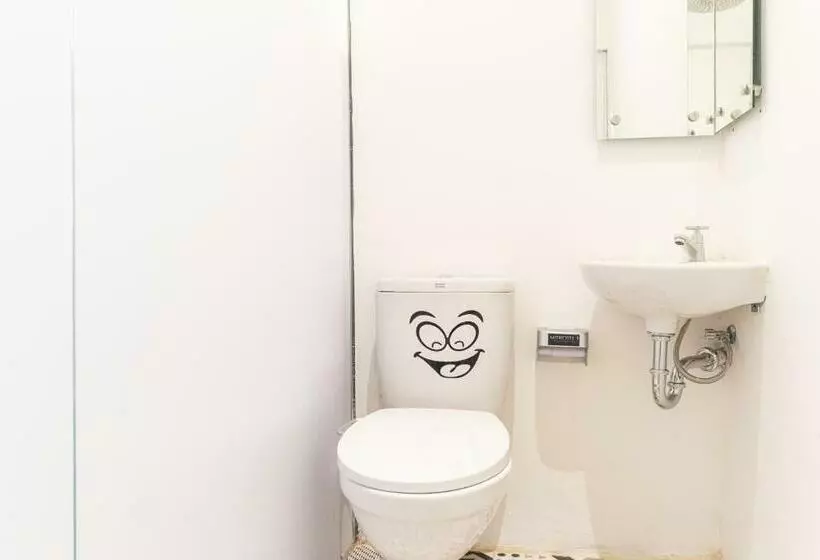 ペンション Reddoorz Plus At Mitrotel Medan