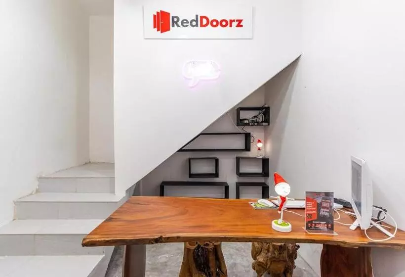 ペンション Reddoorz Plus At Mitrotel Medan