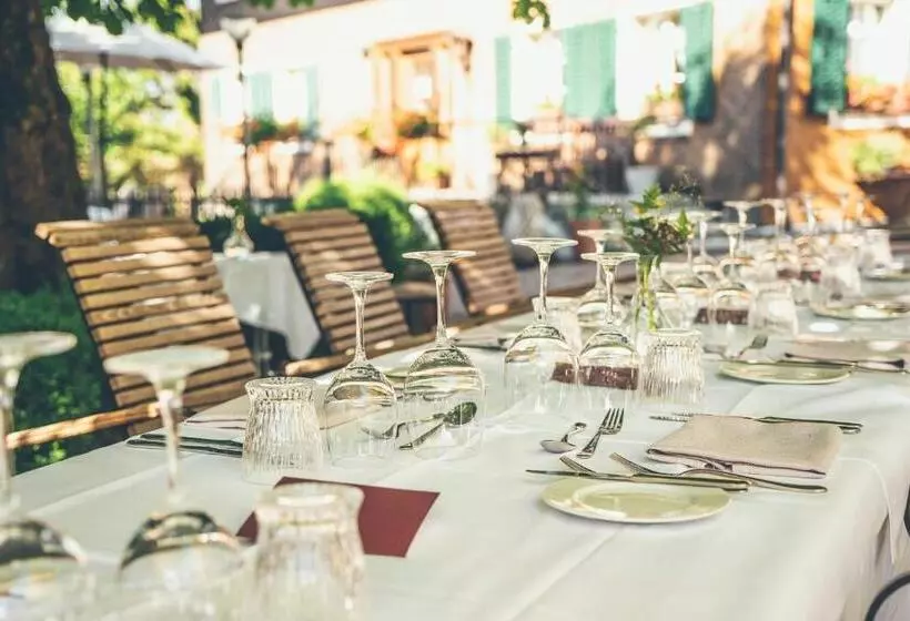 Retkeilymaja Gasthof Krone Blatten