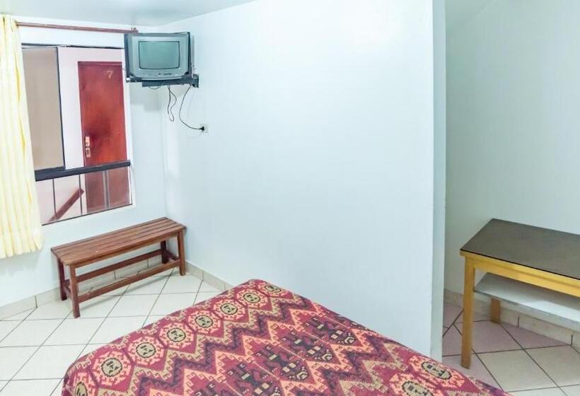 هاستل Hostal ñaña